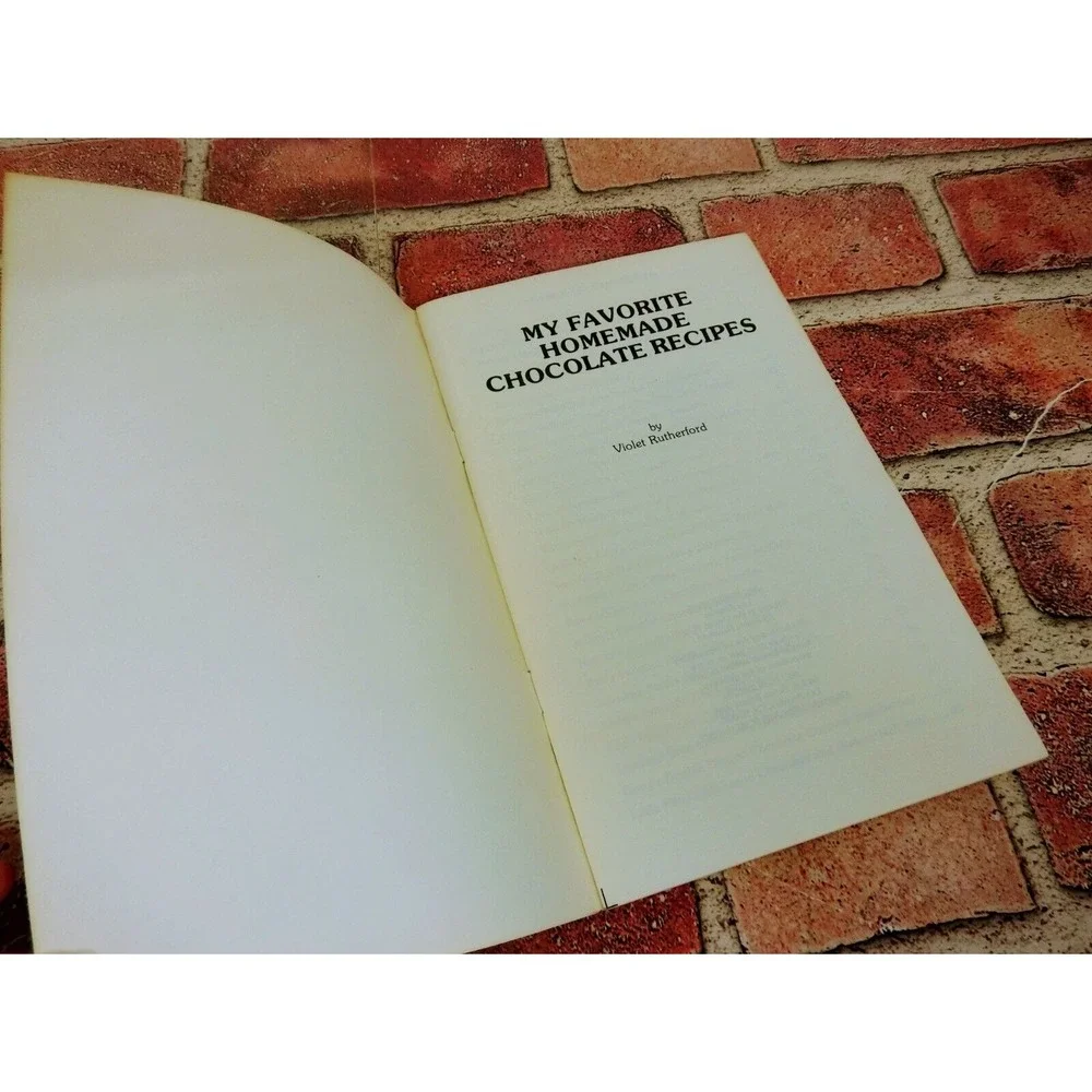 My Favorite Homemade Chocolate Recipes Cookbook by Violet Rutherford Vtg‎ 1988